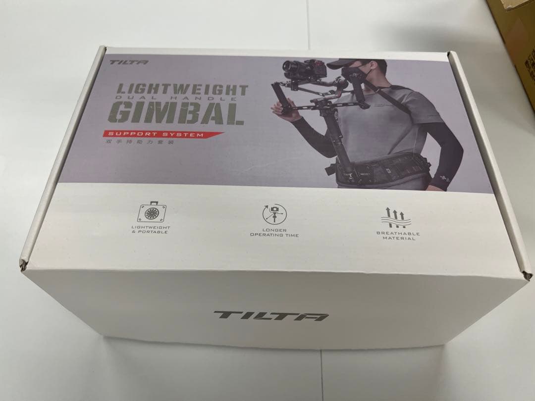 TILTA 軽量デュアルハンドル&ジンバル サポート