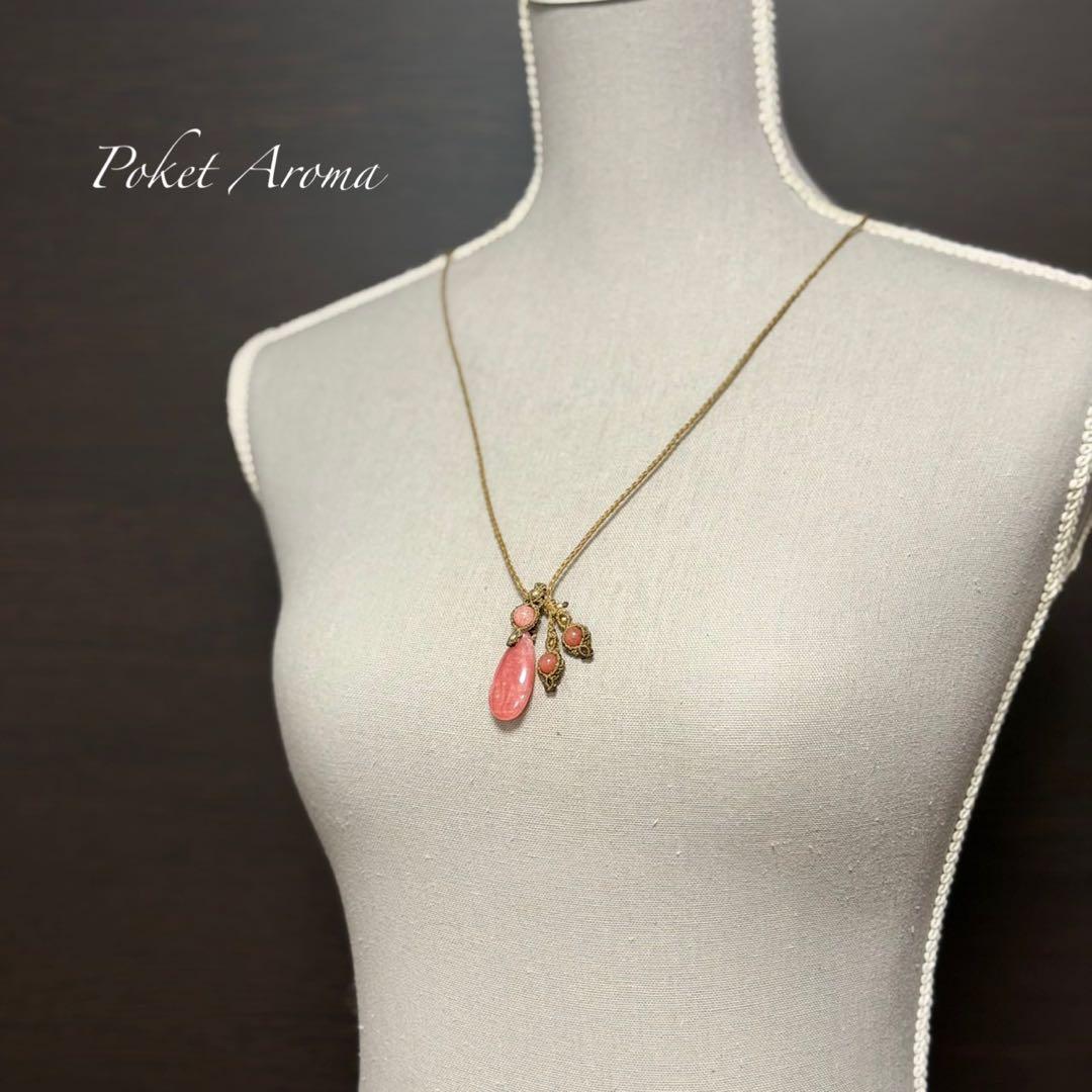 『紅天女』インカローズのマクラメペンダントネックレス