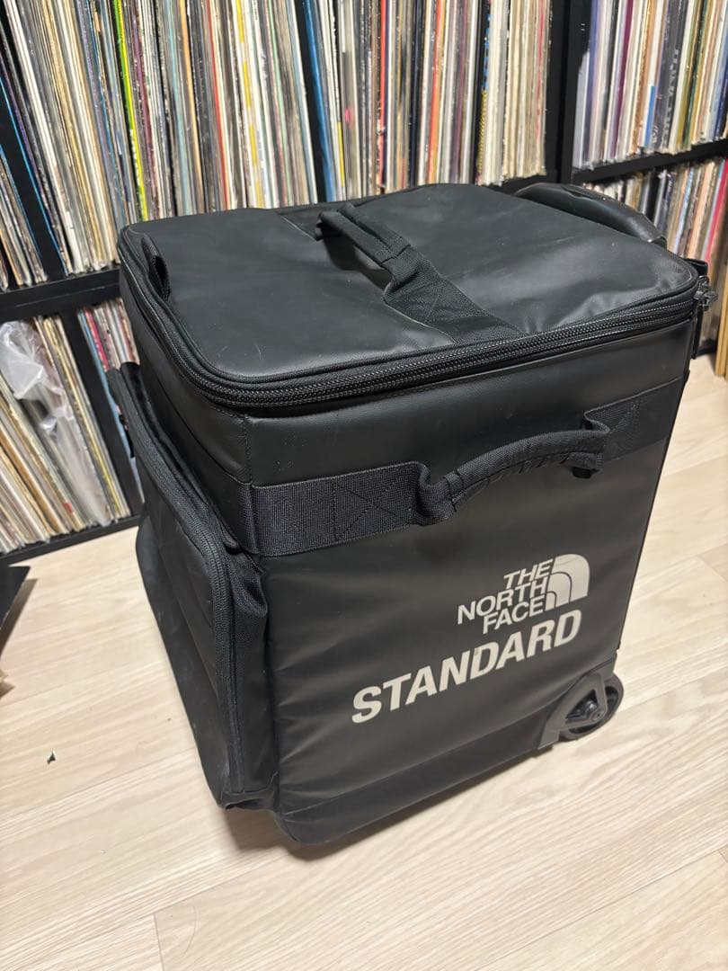 ノースフェイス　レコードバック12インチ