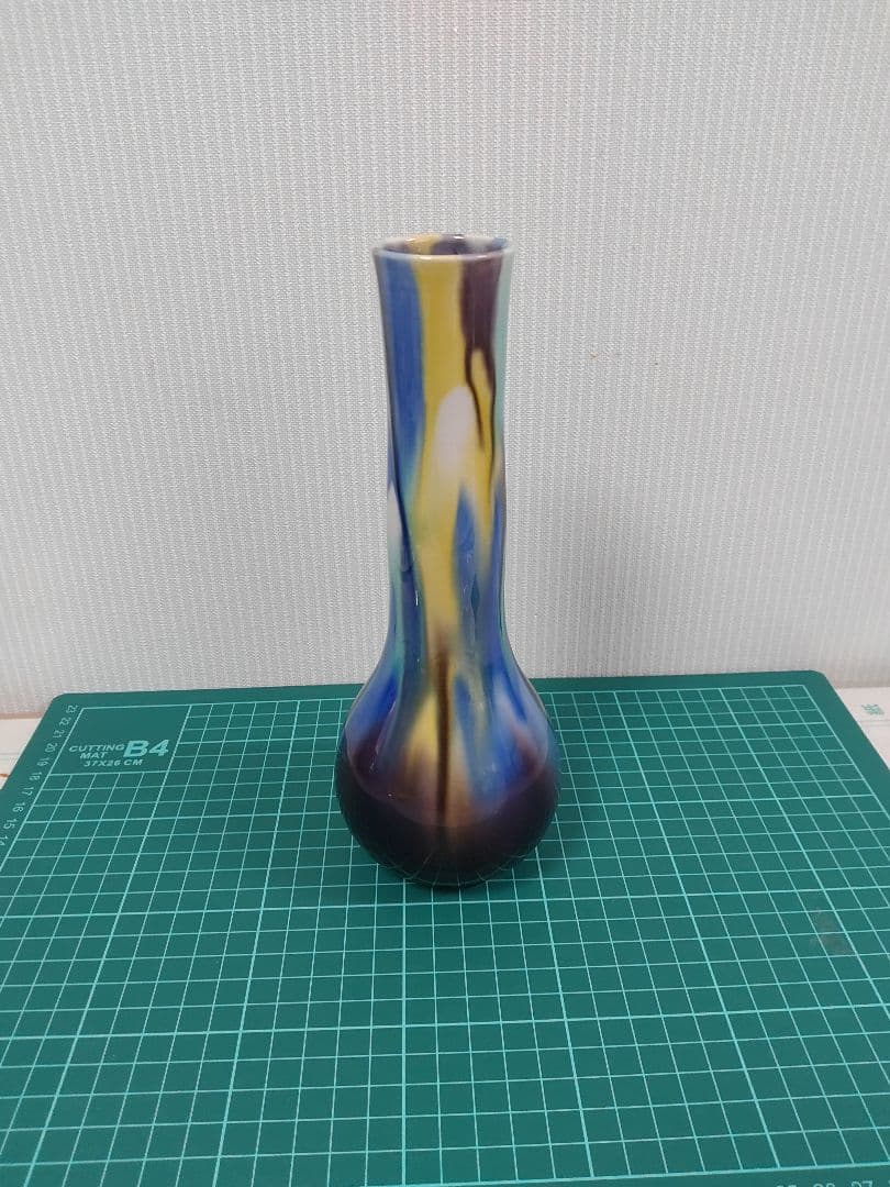 徳田八十吉 三代目　九谷焼 花入