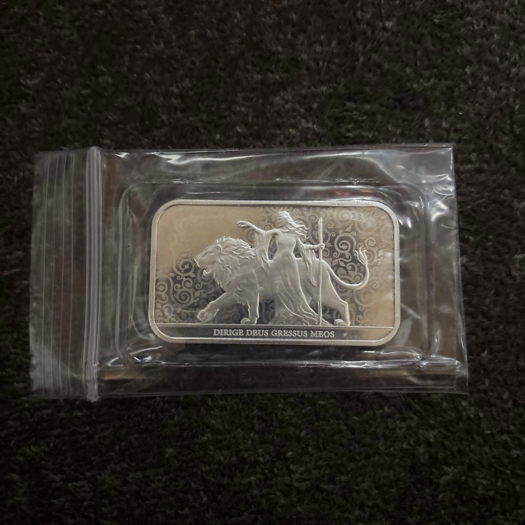 春*番様 ウナとライオン THE  MINT 999.9 銀製