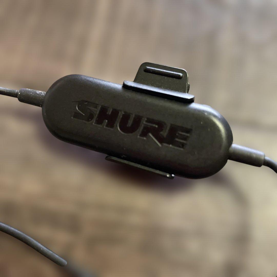 ⭐️⭐️⭐️⭐️SHURE ワイヤレスイヤホン ブラック・クリア