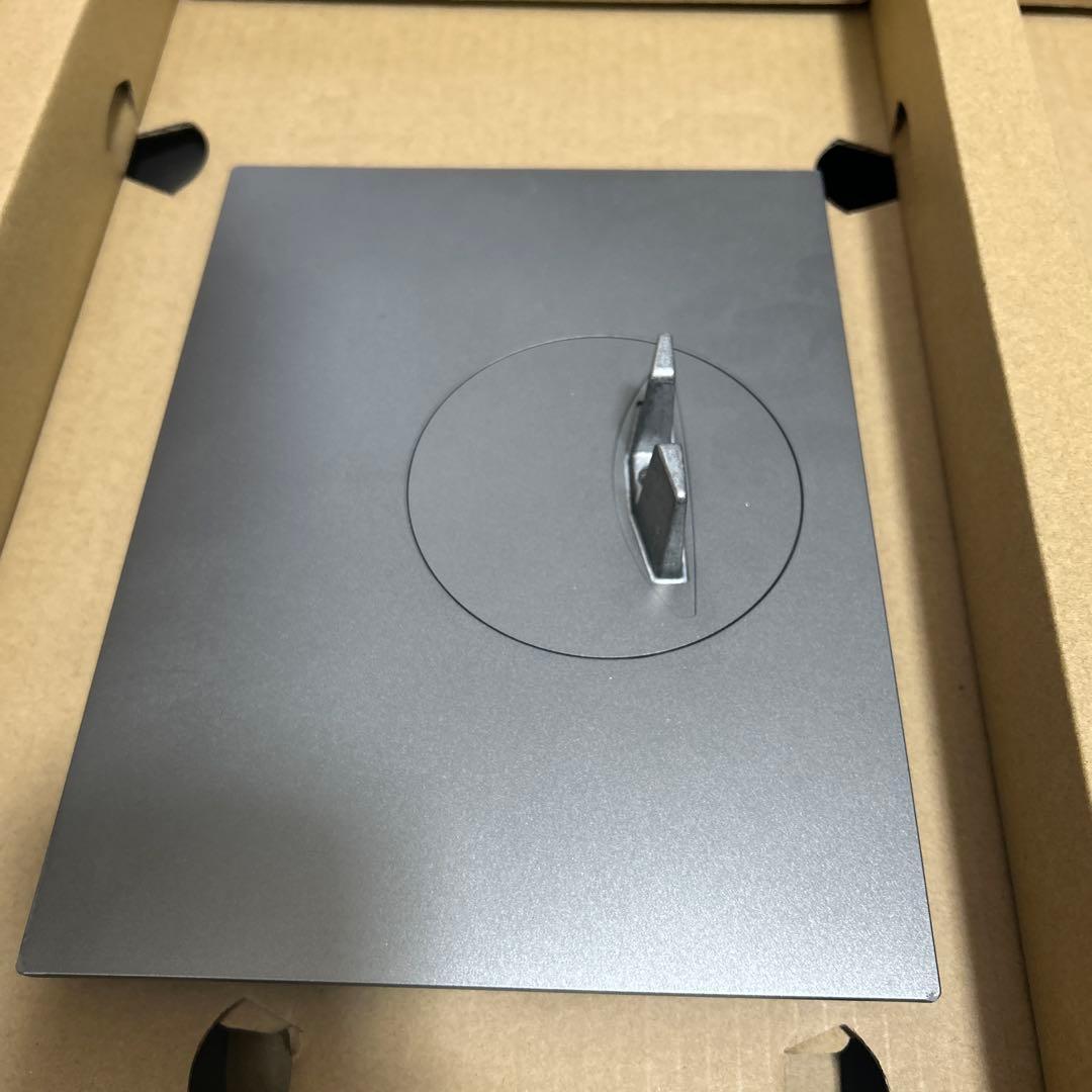 Dell U2720QM 27インチ 4K USB-Cモニター