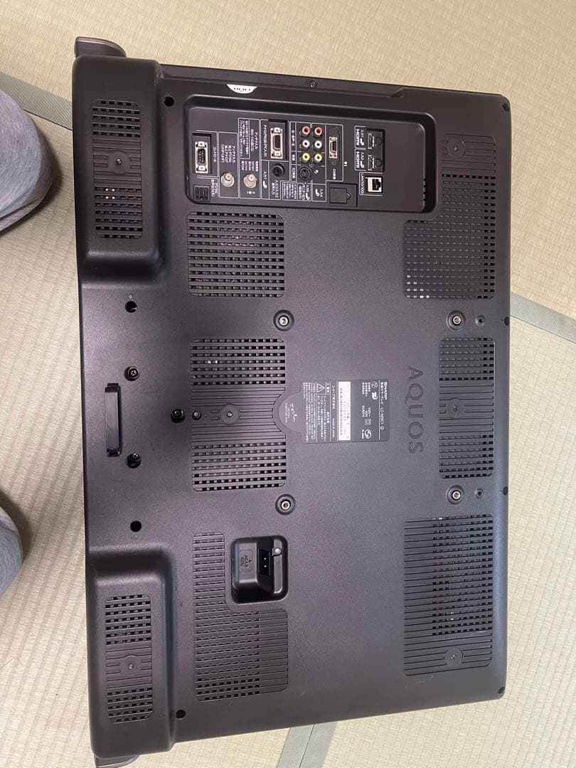 SHARP AQUOS 32インチ 液晶テレビ LC-32SC1