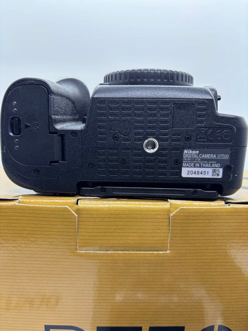 ニコン　D7500