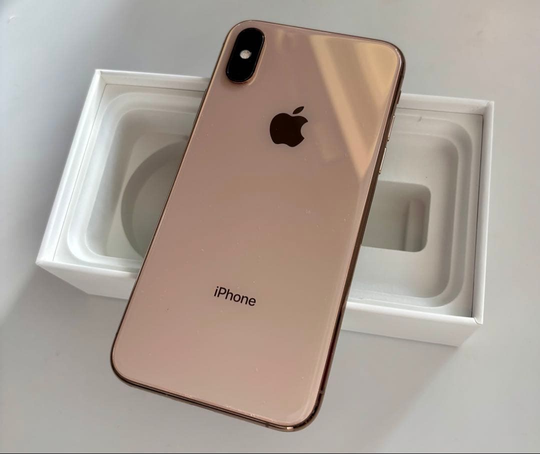 Apple iPhone XS ゴールド256GB 本体　(SIMロックなし)