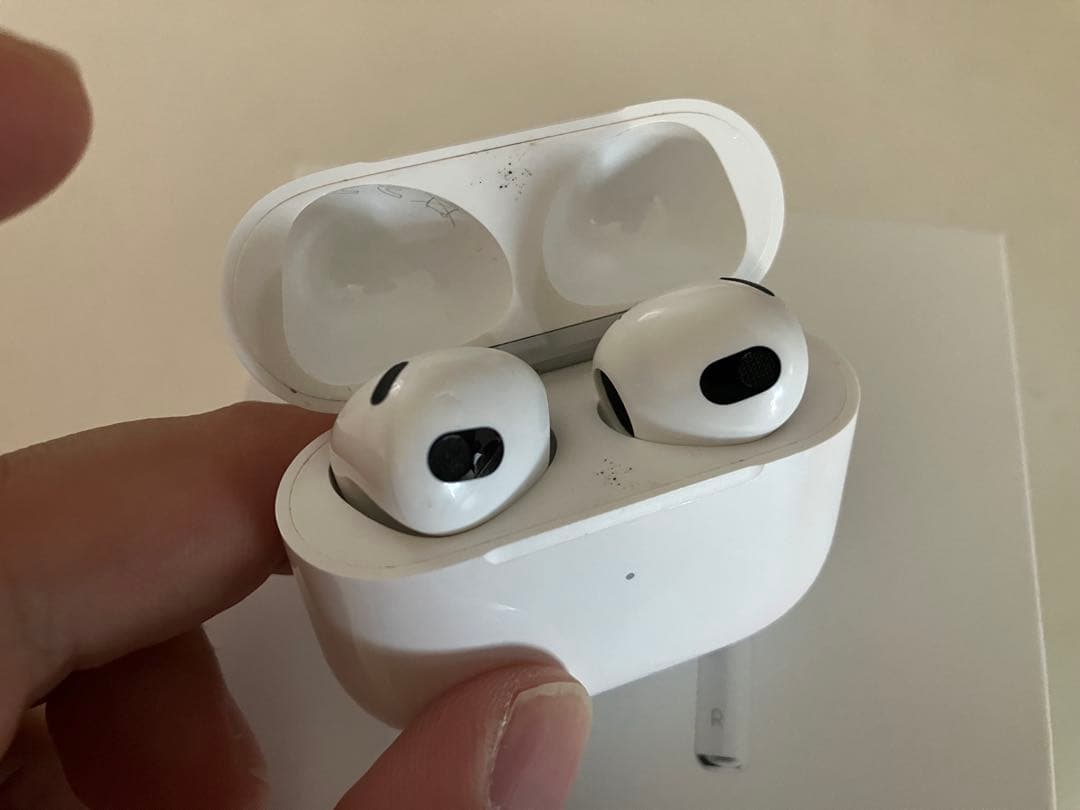 Apple AirPods 第三世代