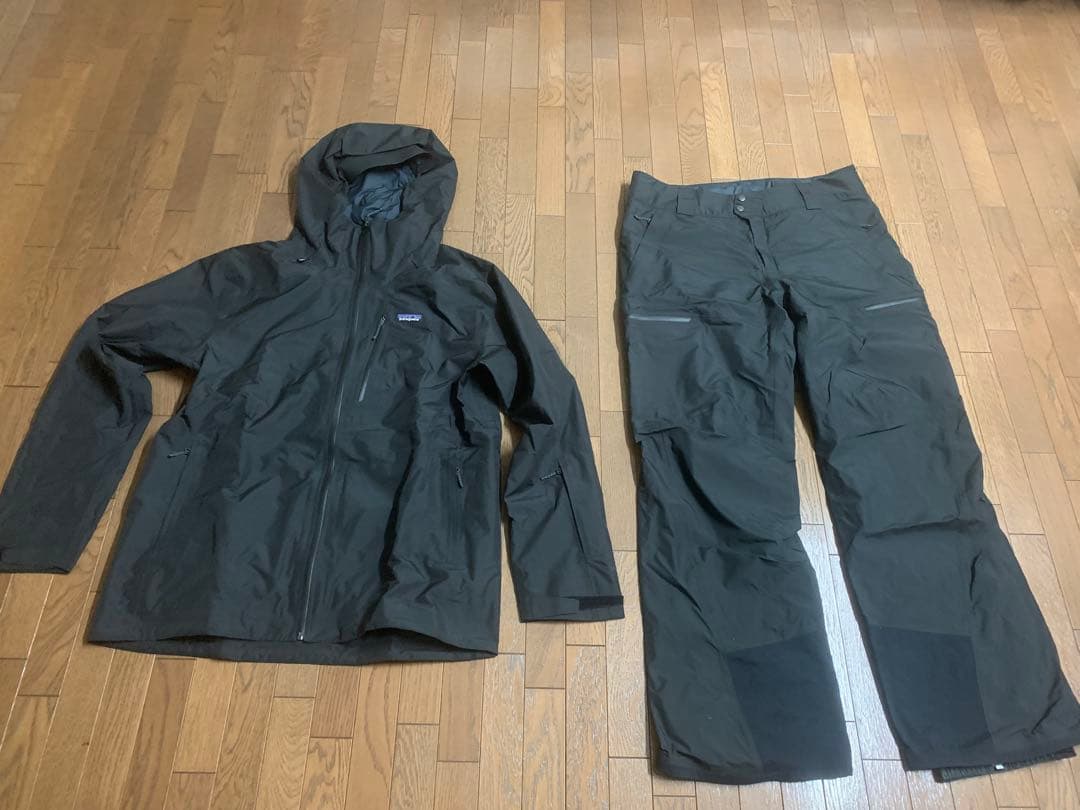 patagonia パタゴニア メンズ パウダータウンジャケット&パンツ　黒　L