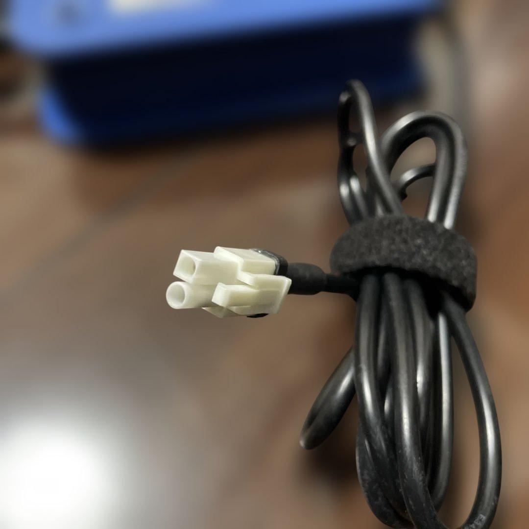 　バッテリーチャージャー（鉛・リチウムイオンバッテリー対応）S1000RR