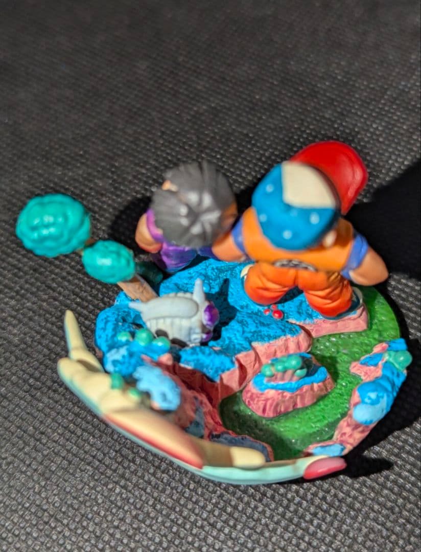 ドラゴンボールカプセル　 フィギュア 孫悟空 クリリン　到着ナメック星