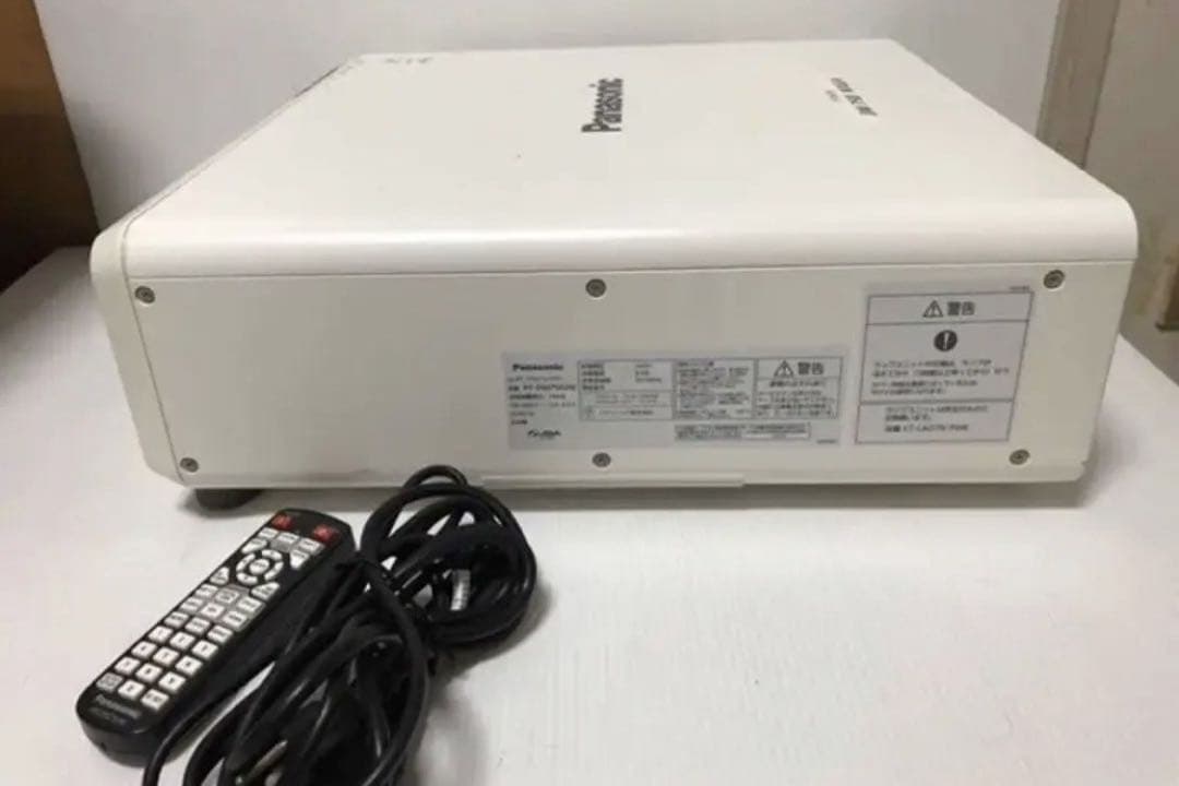 Panasonic PT-DW750JW 高輝度 7000ルーメン 新品ランプ