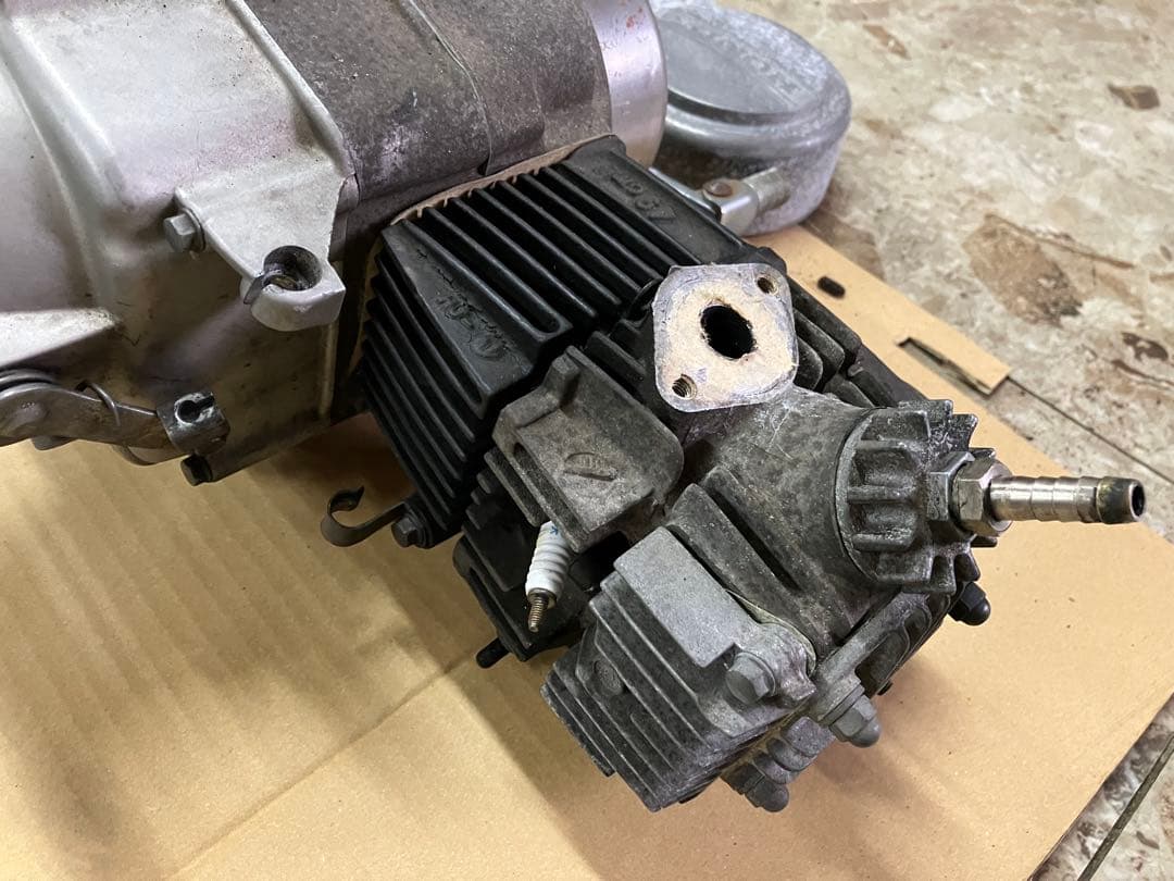 CD50純正　エンジン　実動車　カブ　エンジン