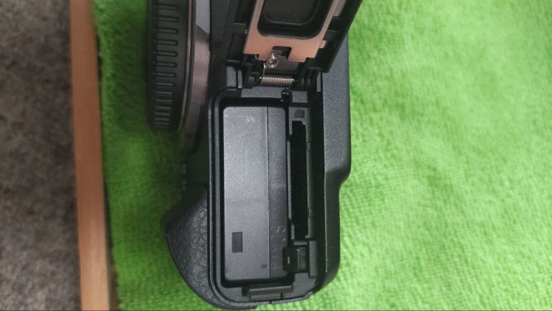 パナソニック　DMC-GF5 完動品　程度良好　ショット数約1500 日本製