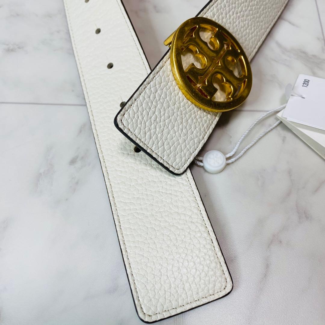新品✨タグ付　TORY BURCH トリーバーチ　ロゴバックル　ベルト　ホワイト