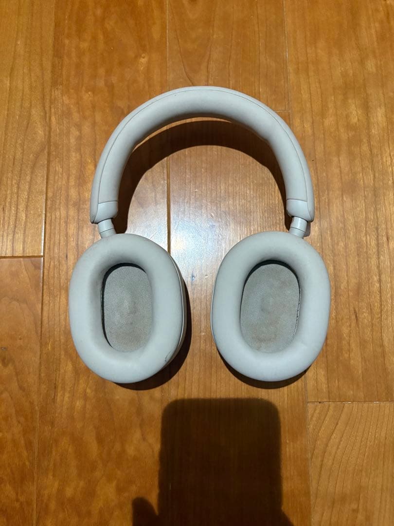 WH-1000XM5プラチナシルバー 純正ケース付き