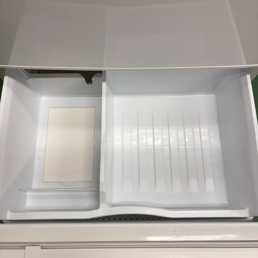 700 パナソニック　大型冷蔵庫　3ドア　300L強　左開き　自動製氷　ホワイト