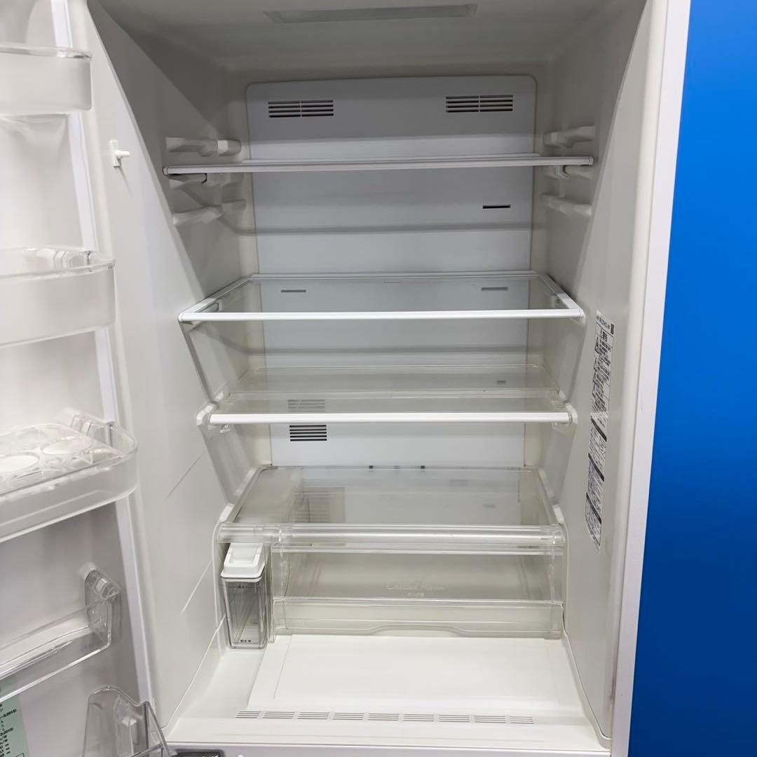 700 パナソニック　大型冷蔵庫　3ドア　300L強　左開き　自動製氷　ホワイト