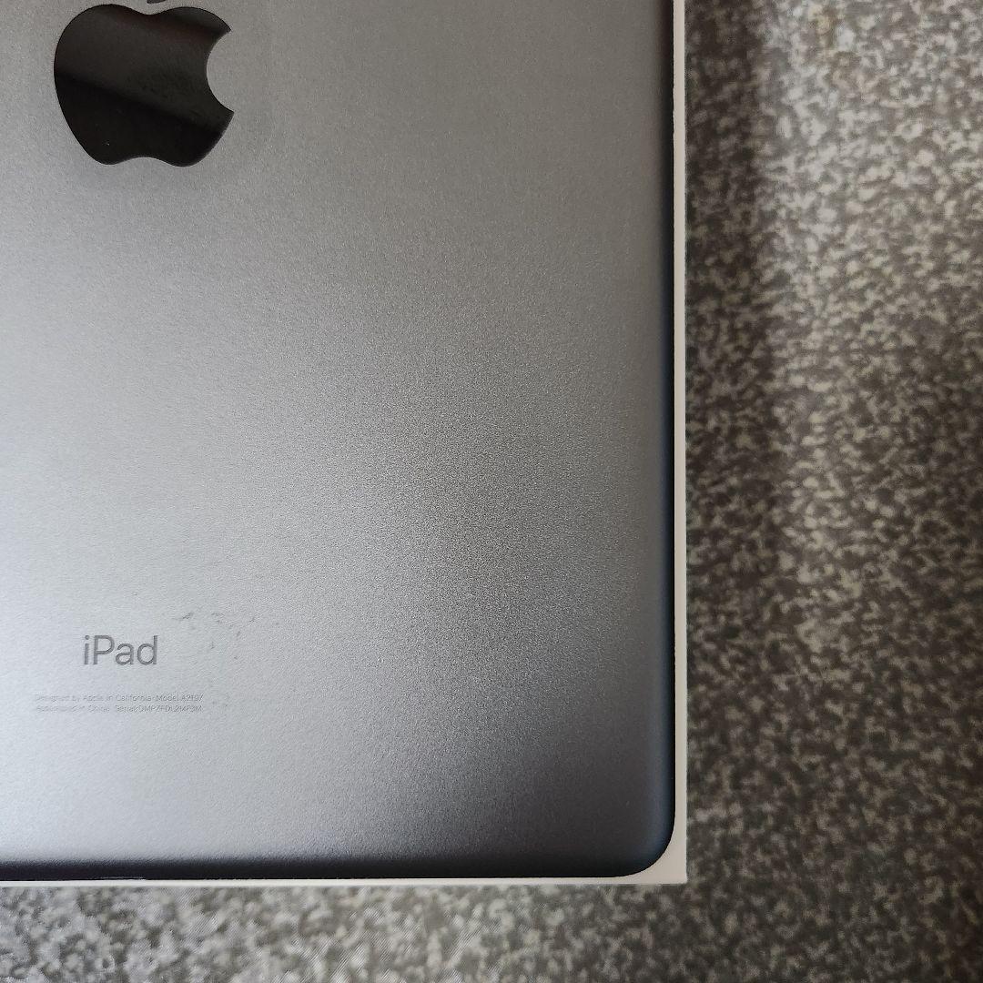 Apple iPad (第7世代) 32GB バッテリー容量99%