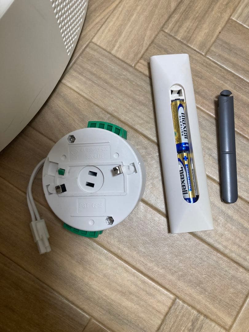 正常動作品　popIn Aladdin 2 プロジェクター本体