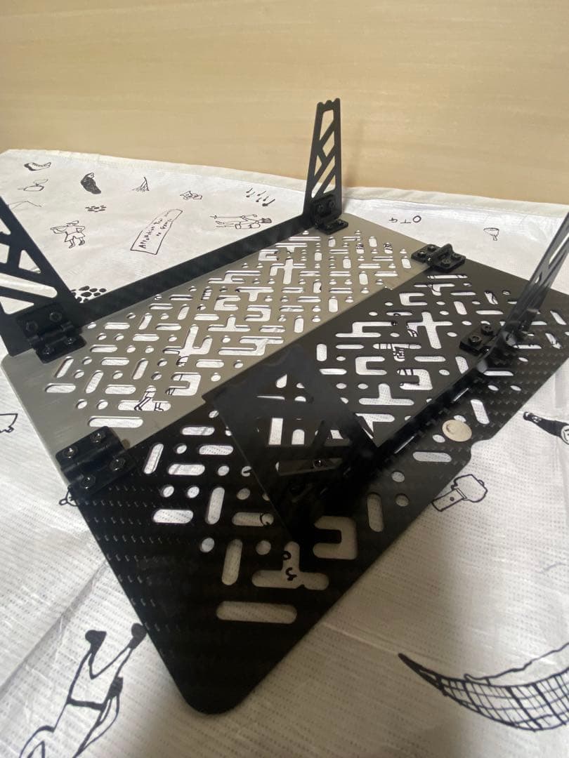 ノイコヤマイコnoicoyamaico カーボン&アルミ　テーブル