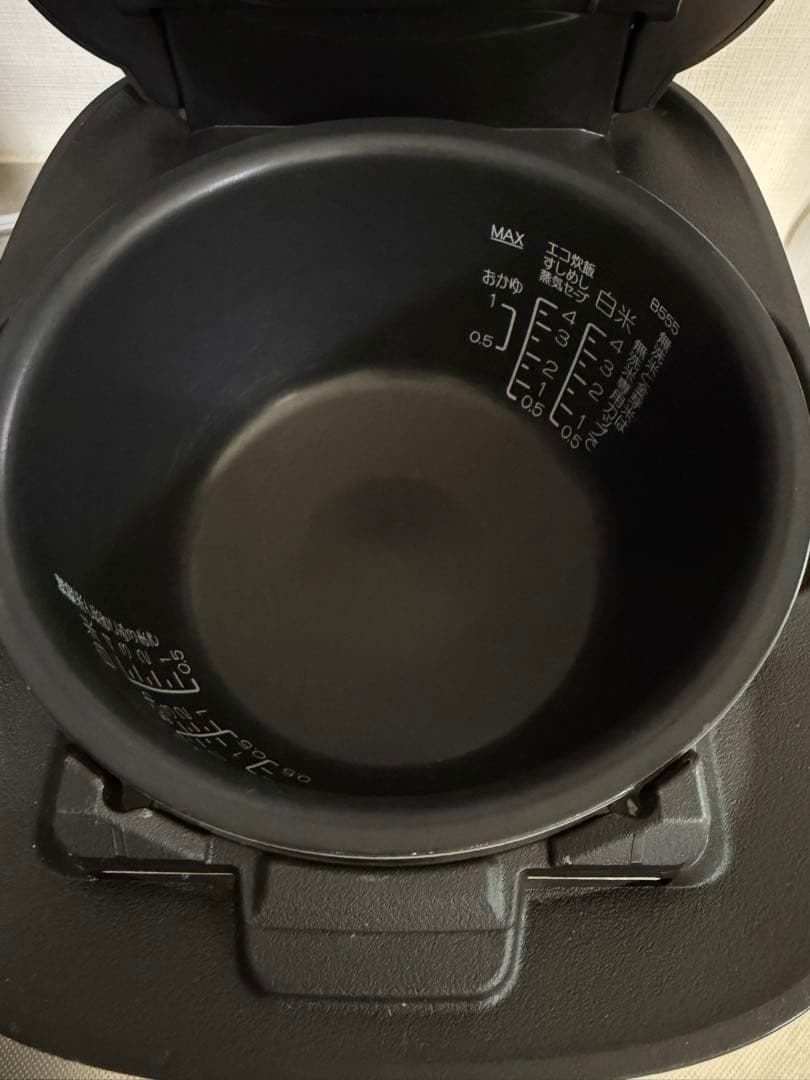 象印　炊飯器　NW-ES07