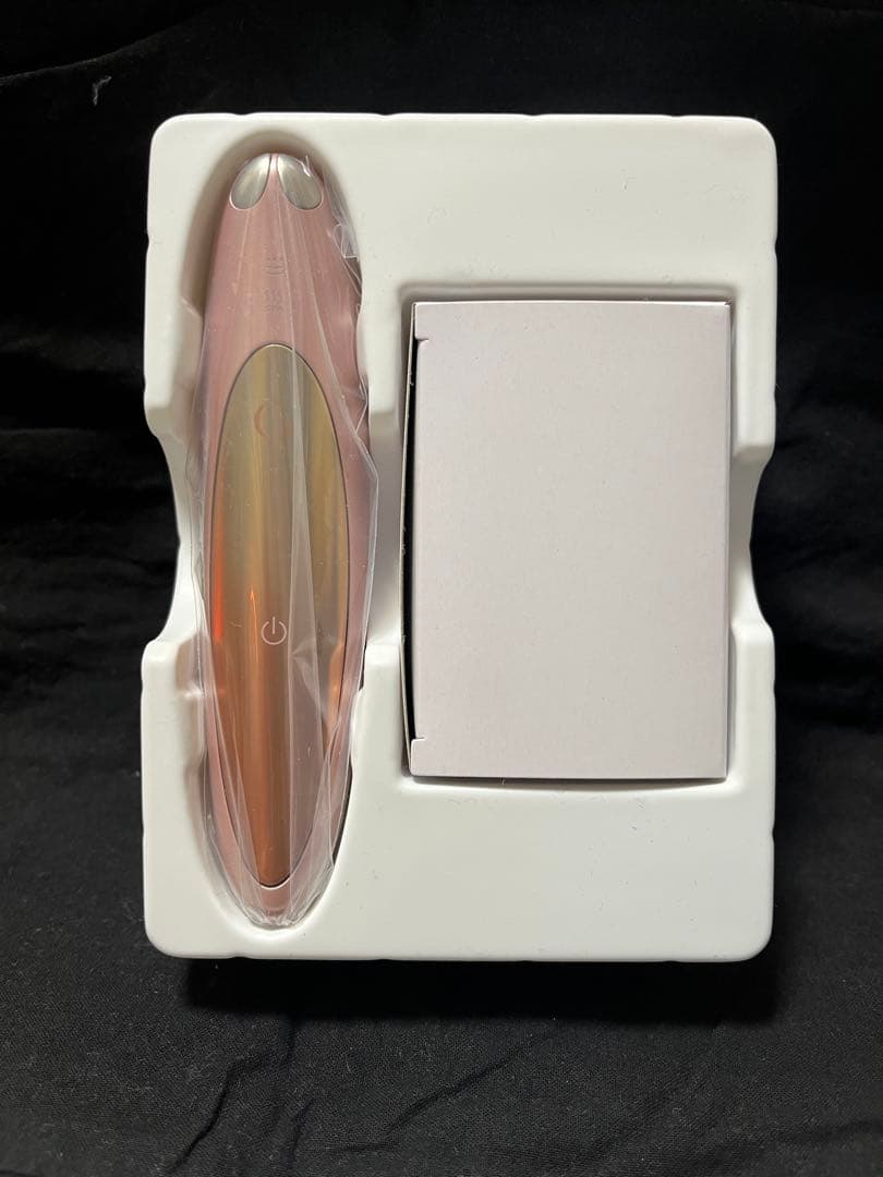 【新品 未使用】CREAGE 目元エステ・マッサージャー