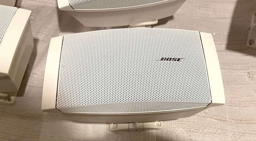BOSE ホワイト 壁掛けスピーカー