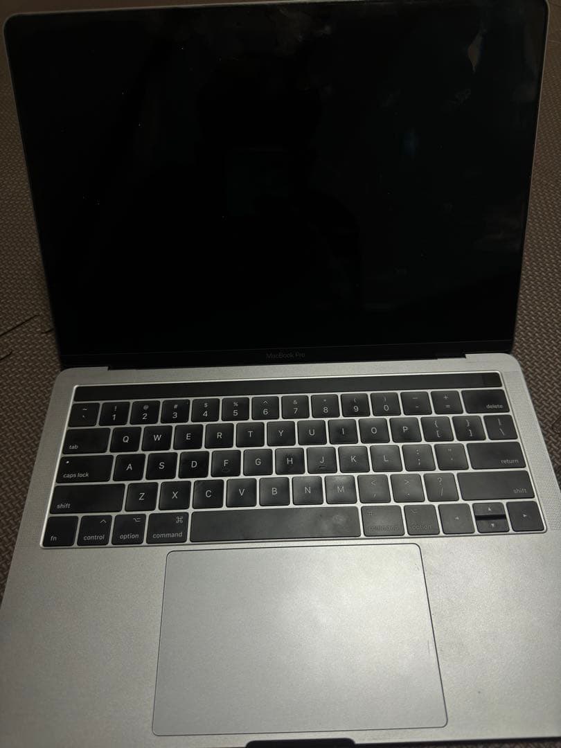 Apple MacBook Pro 2016 13インチ