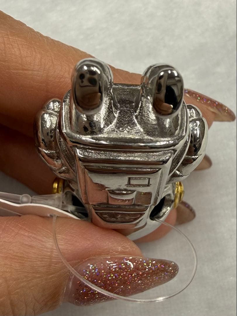 【新品未使用】ムオニナルスタ隕石　ギベオン　ペンダント　宇宙飛行士