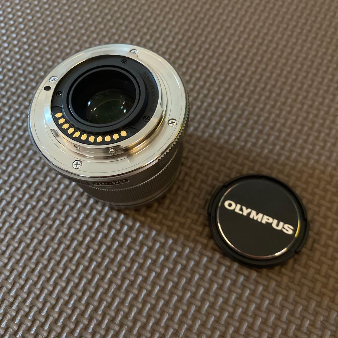 お値下げ‼️OLYMPUS M ZUIKO 45mm f1.8レンズ【美品】