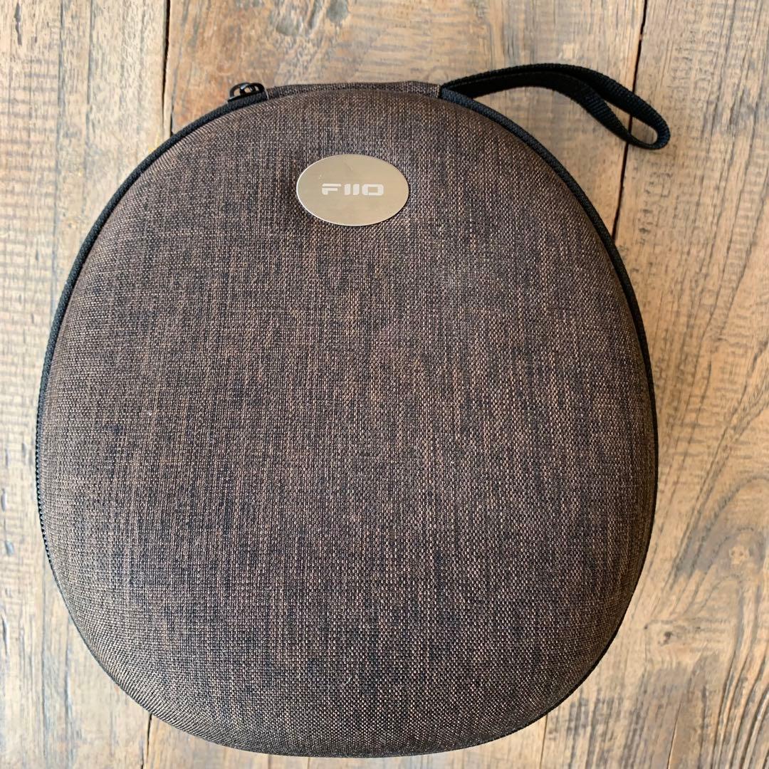 ヘッドホン FIIO FT1