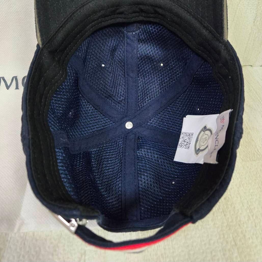MONCLER ネイビー ベースボールキャップ　袋付き