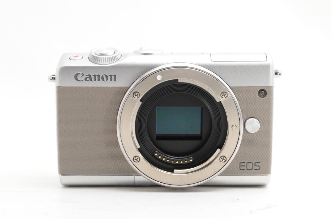 Canon EOS M100❤️スマホへ即転送❤️小型軽量　ミラーレス一眼