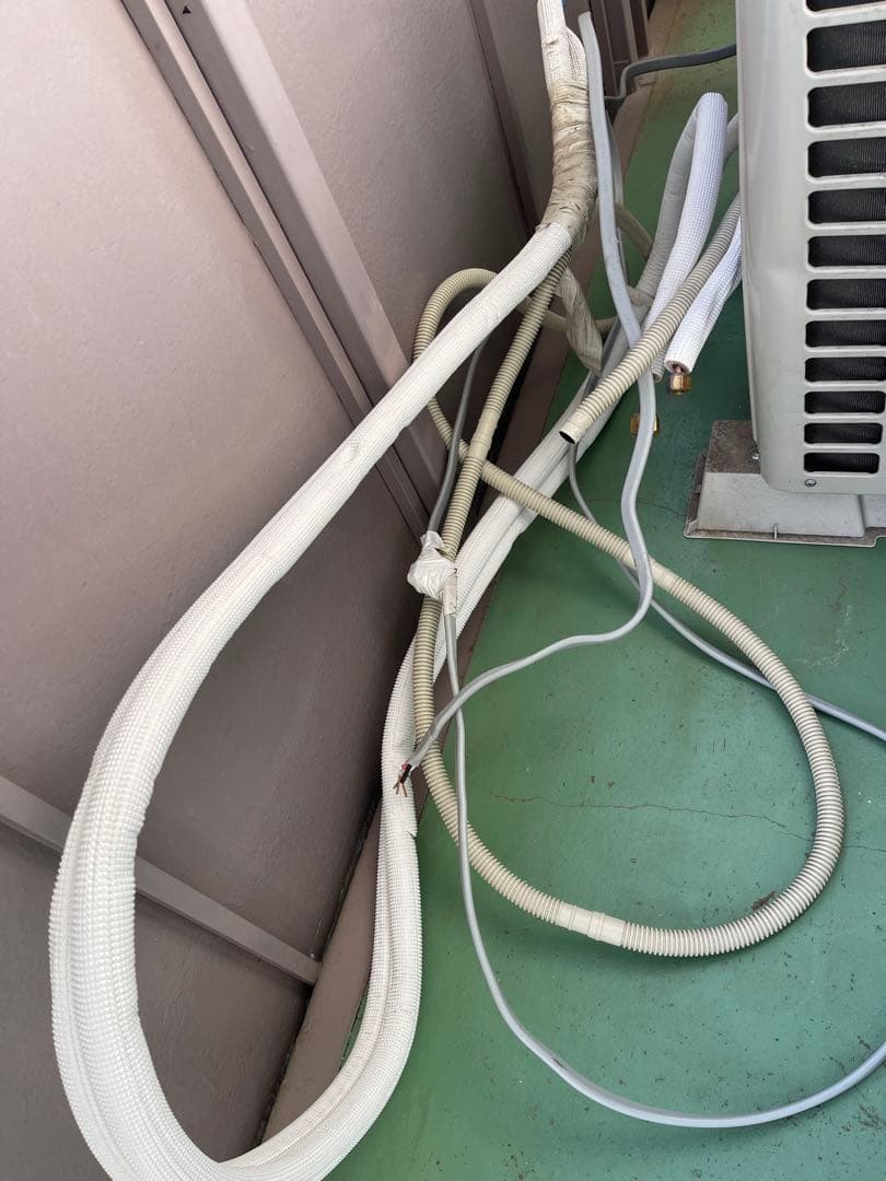 日立 RAS-AJ28L(W) エアコン本体