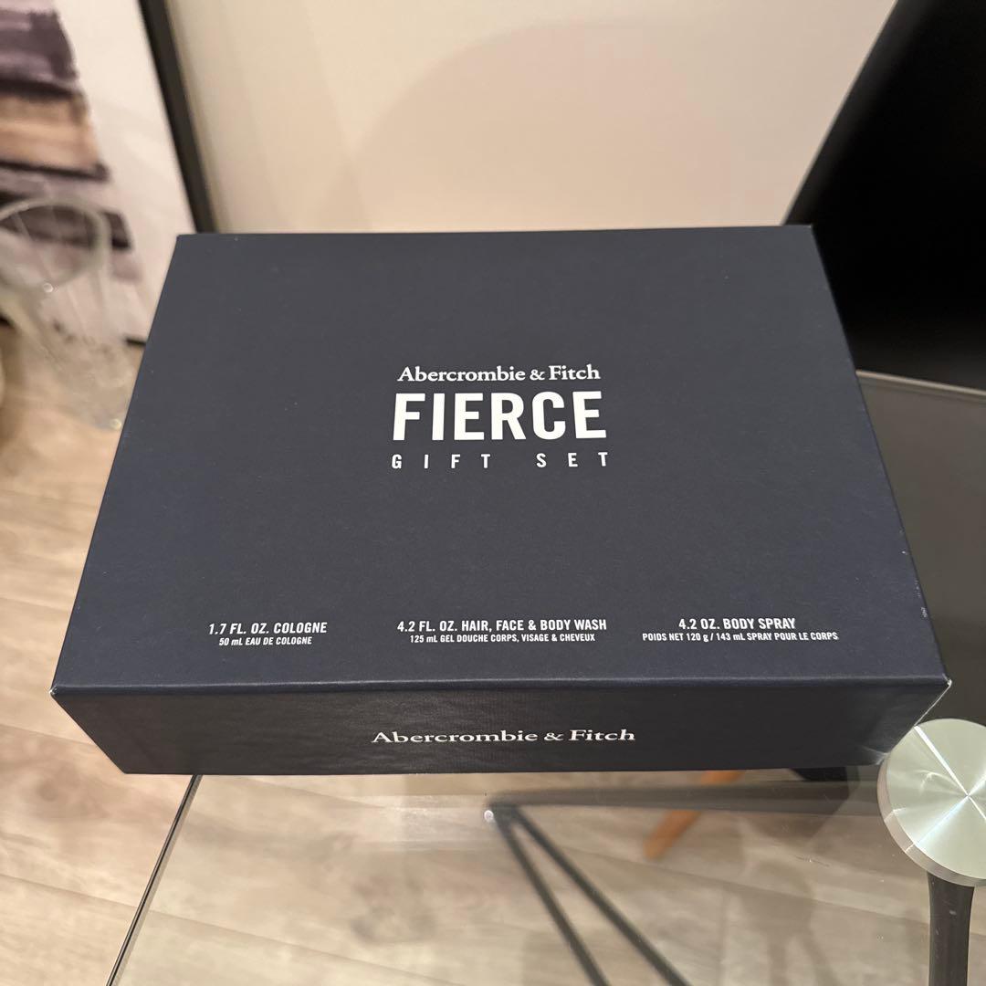 新品未使用Abercrombie & Fitch FIERCE GIFT SET