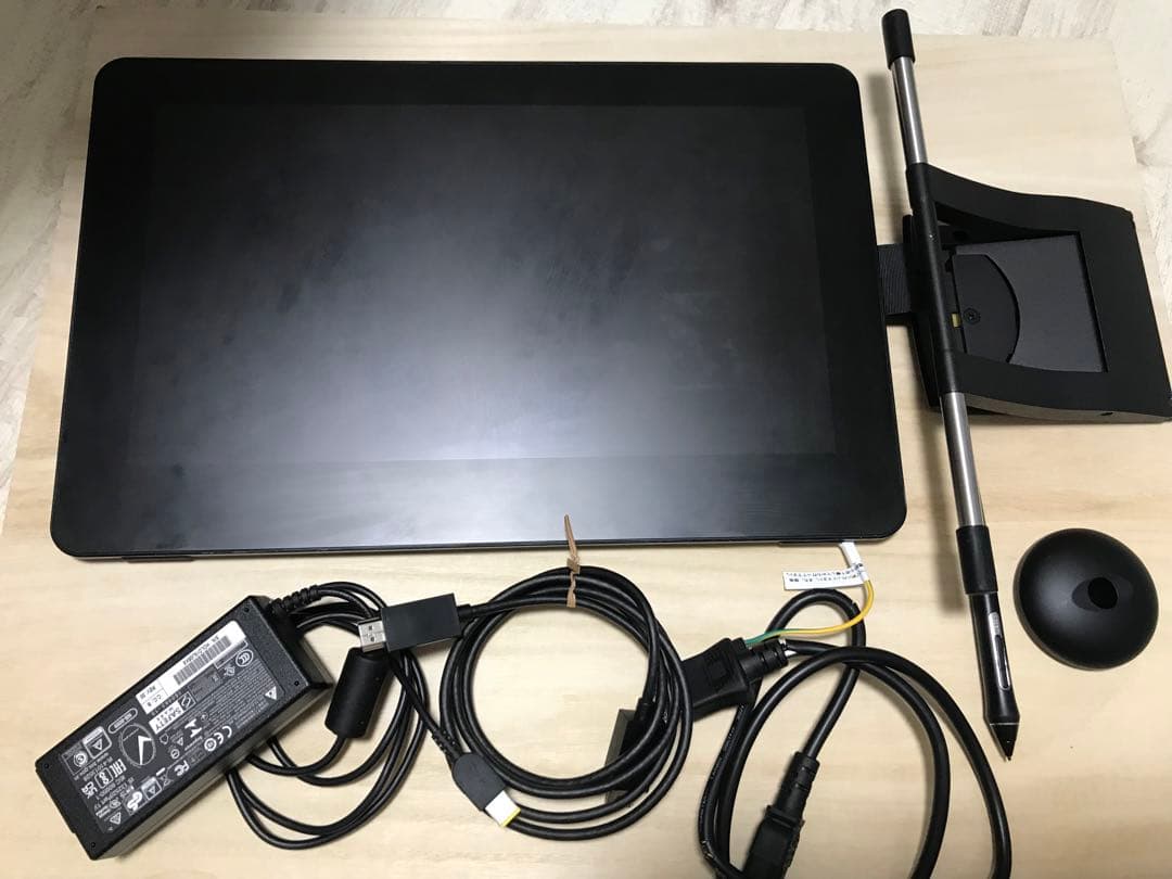 Wacom Cintiq Pro 16 (2021) +スタンド