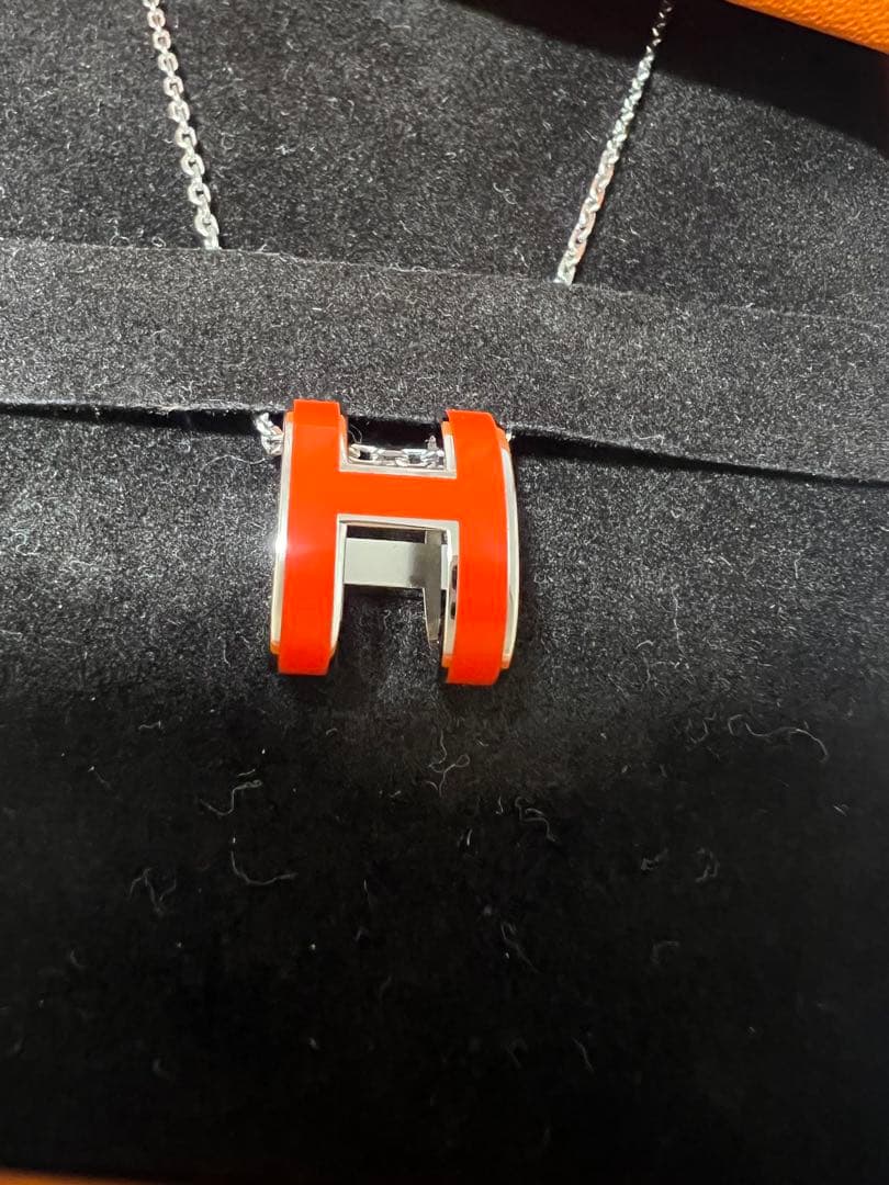 エルメス Hモチーフ ネックレス オレンジ