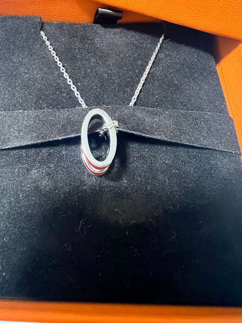 エルメス Hモチーフ ネックレス オレンジ