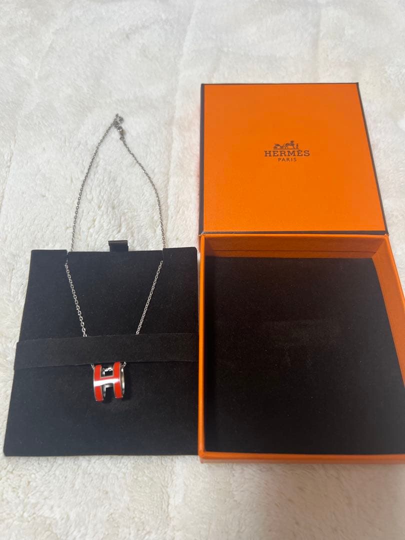 エルメス Hモチーフ ネックレス オレンジ