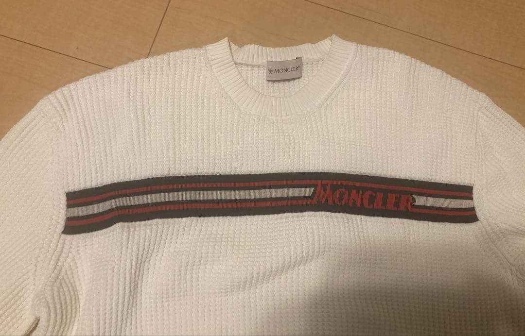 専用Moncler ホワイト ニットセーター