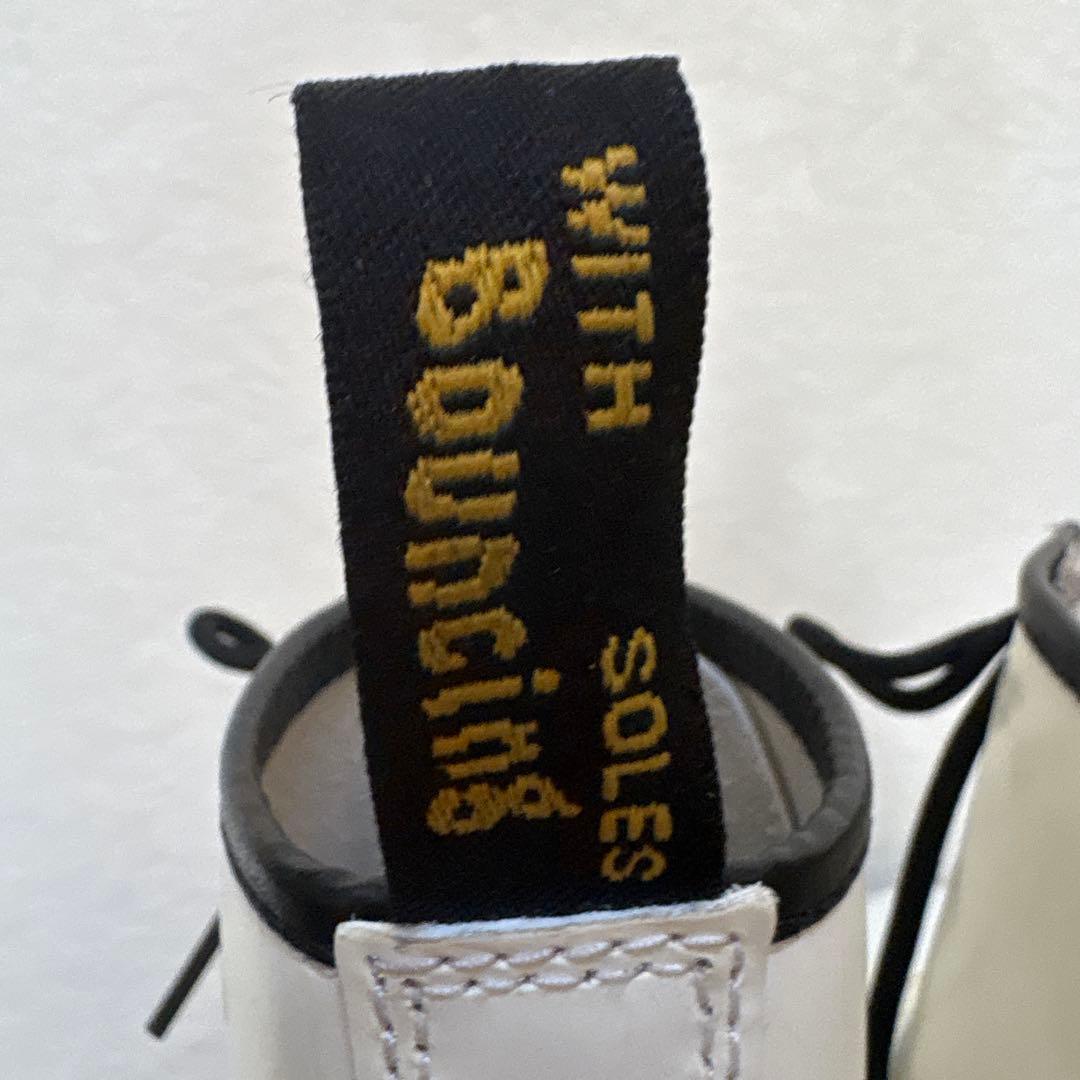 ドクターマーチン8ホール　UK8