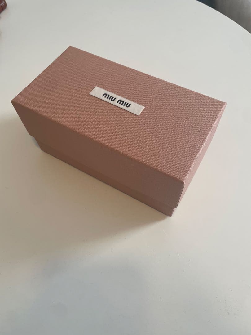 miumiu リムレスメガネ