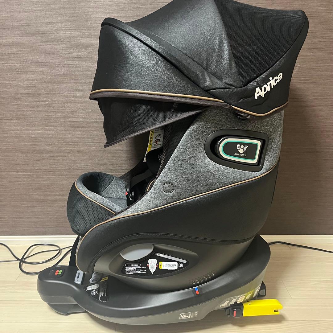 未使用　Aprica 最上位モデル　クルリラ　コンパクト　アカチャンホンポ限定