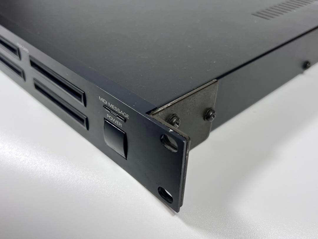 Roland U-110音源モジュール