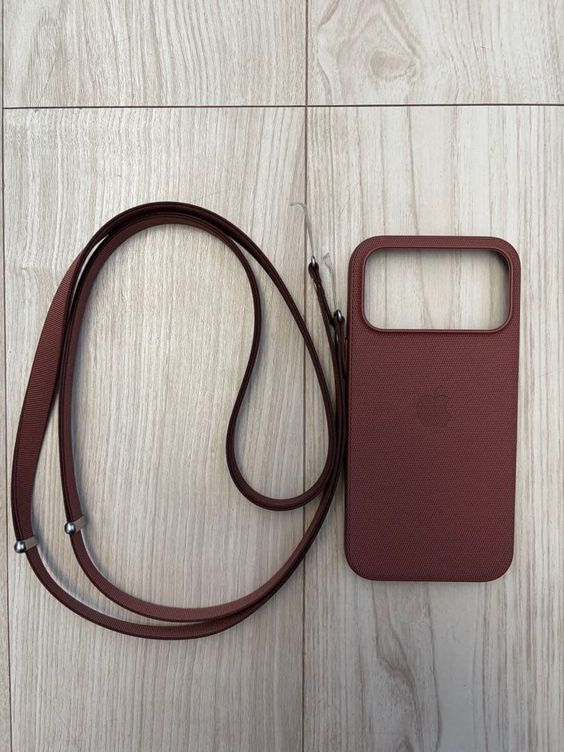 【純正】iPhone17Pro Maxケース& ストラップ セット販売　シエナ