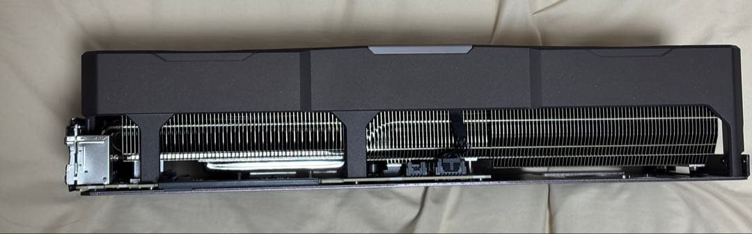 グラフィックボード・グラボ・ビデオカード ASUS GeForce RTX5080 16GB Noctua OC