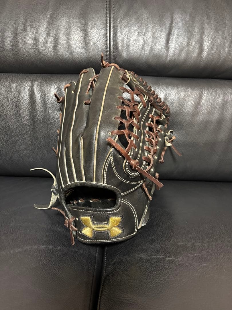 m*a様 アンダーアーマー 硬式外野手用グラブ