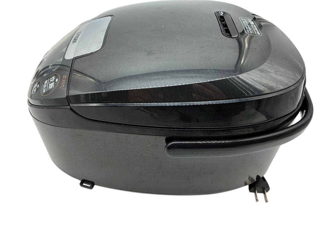 タイガーIH炊飯ジャー 5.5合炊き 2023年製　JPW-10E9