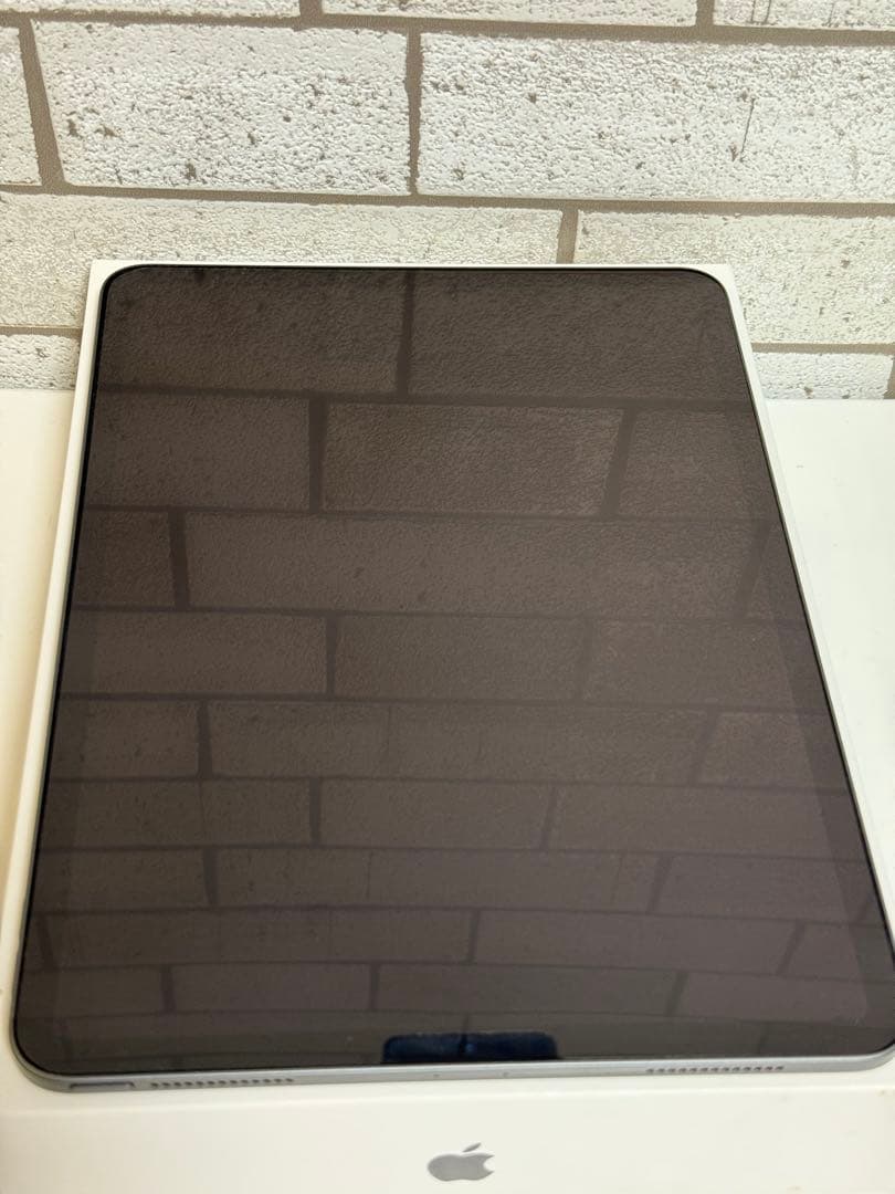 iPad Pro第2世代 本体WIFI 128GB Magic Keyboard