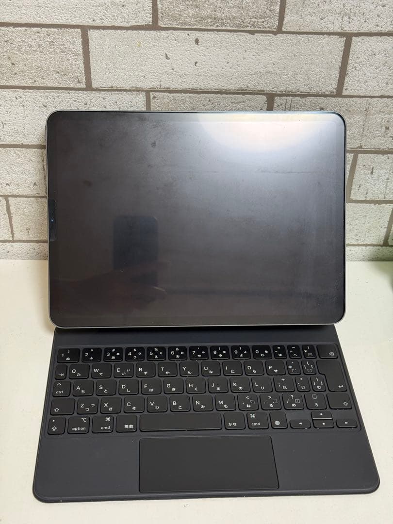 iPad Pro第2世代 本体WIFI 128GB Magic Keyboard